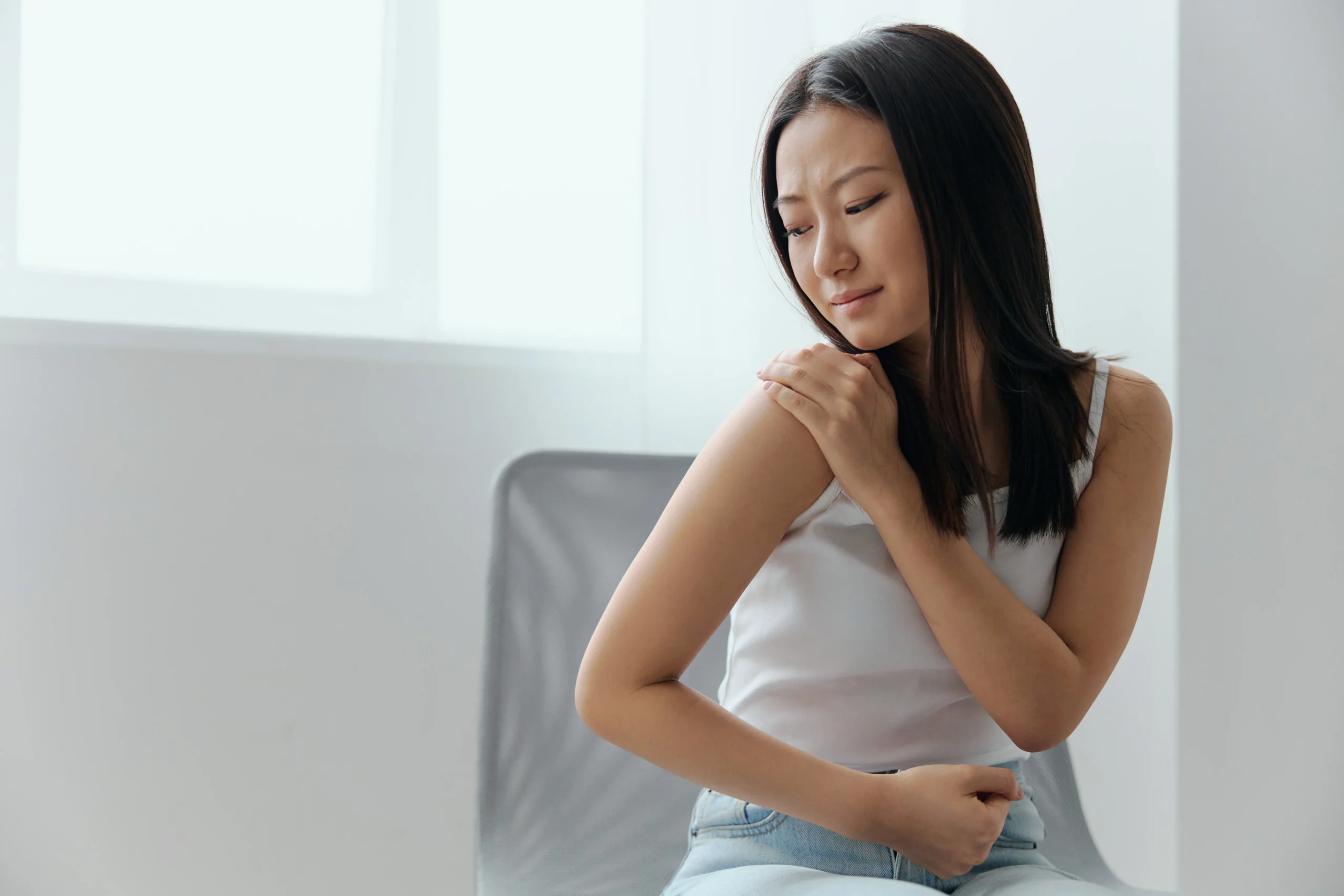 How to Ease Shoulder Pain with Expert Physiotherapy in Subang Jaya