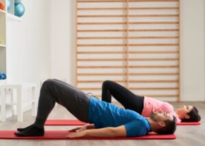 Pelvic Tilt: Menguatkan otot perut dan belakang bawah. | Regenesis Physio