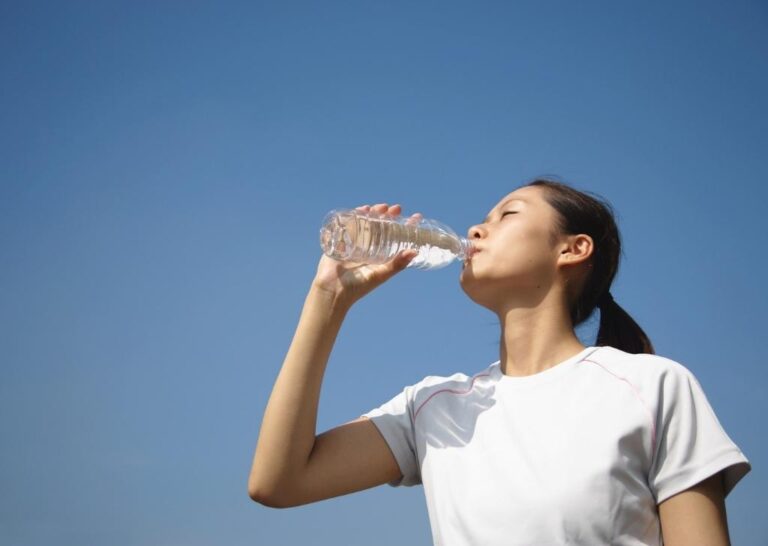Drinking enough water daily helps keep your joints cushioned and moving smoothly.